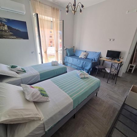 Costa Del Sole Bed & Breakfast ซาแลร์โน ภายนอก รูปภาพ
