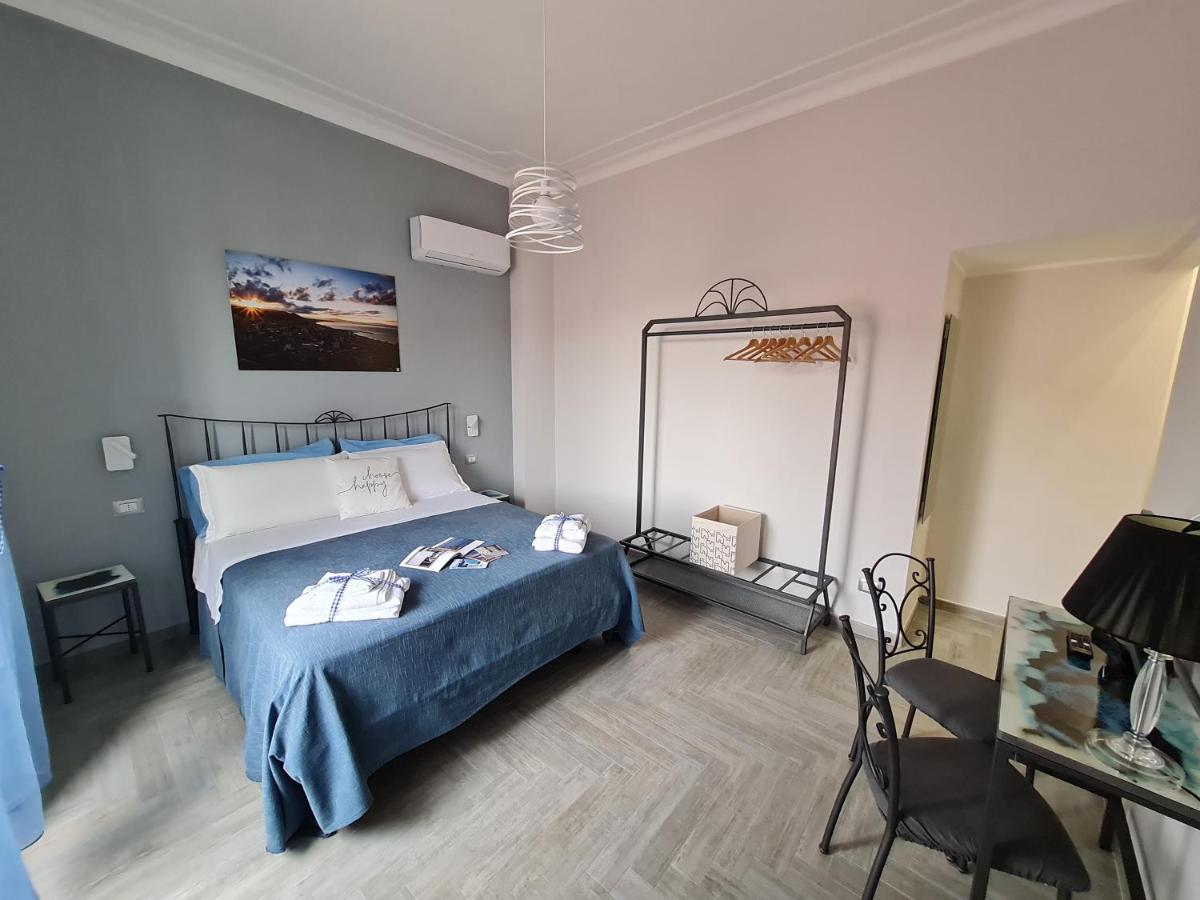 Costa Del Sole Bed & Breakfast ซาแลร์โน ภายนอก รูปภาพ